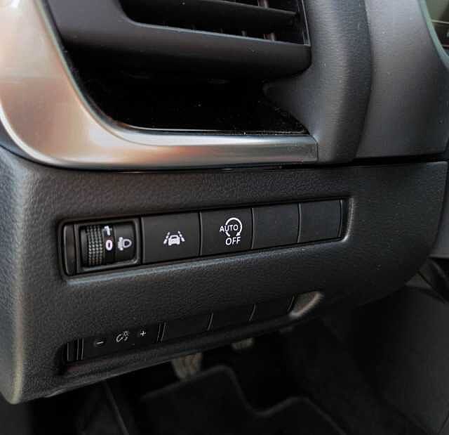 Nissan Qashqai 1.3 DIG-T MHEV 103KW N-CONNECTA 5P