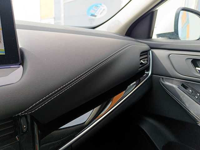Nissan Qashqai 1.3 DIG-T MHEV 103KW N-CONNECTA 5P