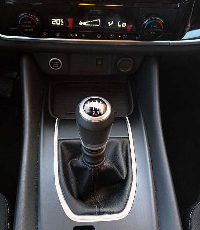 Nissan Qashqai 1.3 DIG-T MHEV 103KW N-CONNECTA 5P 2WD MT