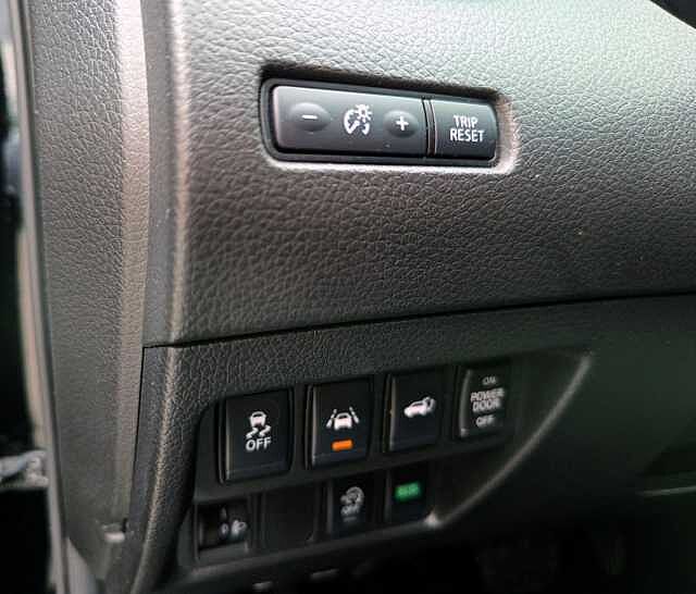 Nissan X-trail 1.3 DIG-T N-CONNECTA 120KW DCT 5P