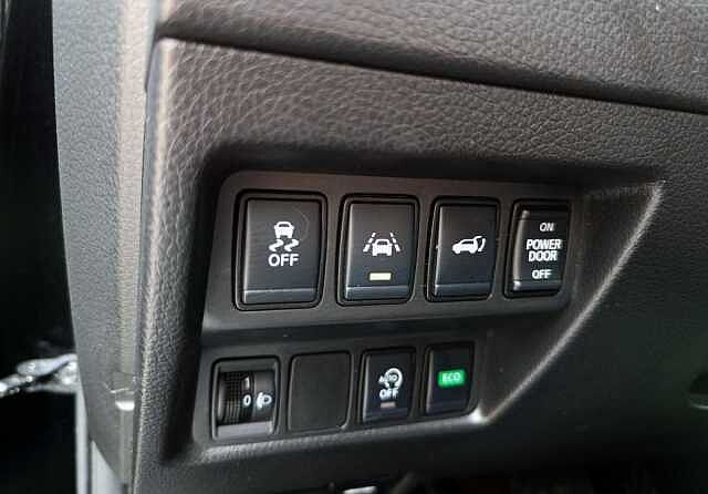 Nissan X-trail 1.3 DIG-T N-CONNECTA 120KW DCT 5P