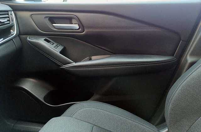 Nissan Qashqai NUEVO QASHQAI 5P DIG-T E6D 103 KW (140 CV) MHEV 12V 6M/T 4X2 N-CONNECTA