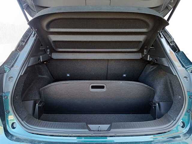 Nissan Qashqai 5P DIG-T E6E 103 KW (140 CV) MHEV 12V 6M/T 4X2 N-CONNECTA