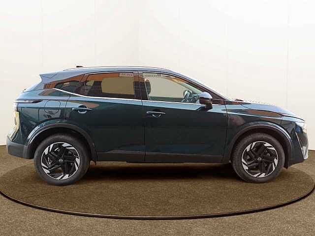 Nissan Qashqai 5P DIG-T E6E 103 KW (140 CV) MHEV 12V 6M/T 4X2 N-CONNECTA