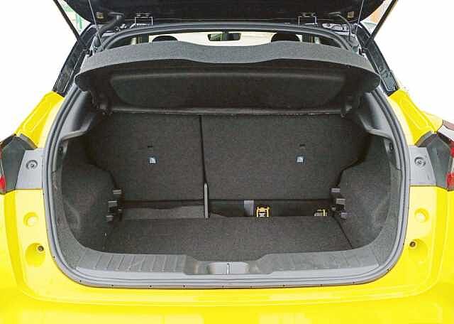 Nissan Juke 5P 1.0 DIG-T 84 KW (114 CV) E6D-F 6 M/T IKON EDITION