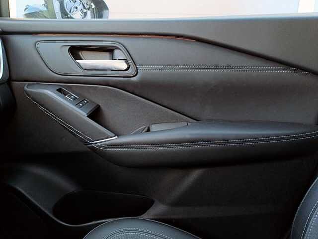 Nissan Qashqai 1.3 DIG-T MHEV 116KW N-CONNECTA CVT 5P