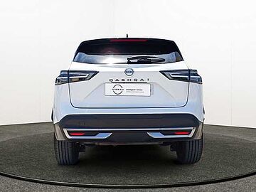 Nissan Qashqai 1.3 DIG-T 158CV N-CONNECTA 4X2 MHEV Blanco